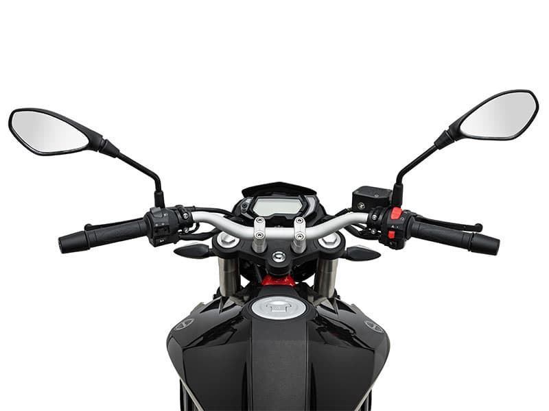 BENELLI BN 125 - Imagen 6