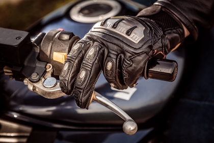 GUANTES